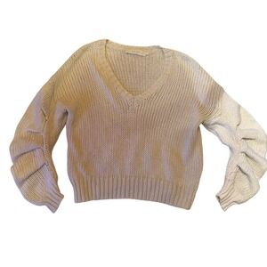 ASTR The Label Cream Knit‎ V Neck Sweater Textured Sleeve Detail coquette cozy
